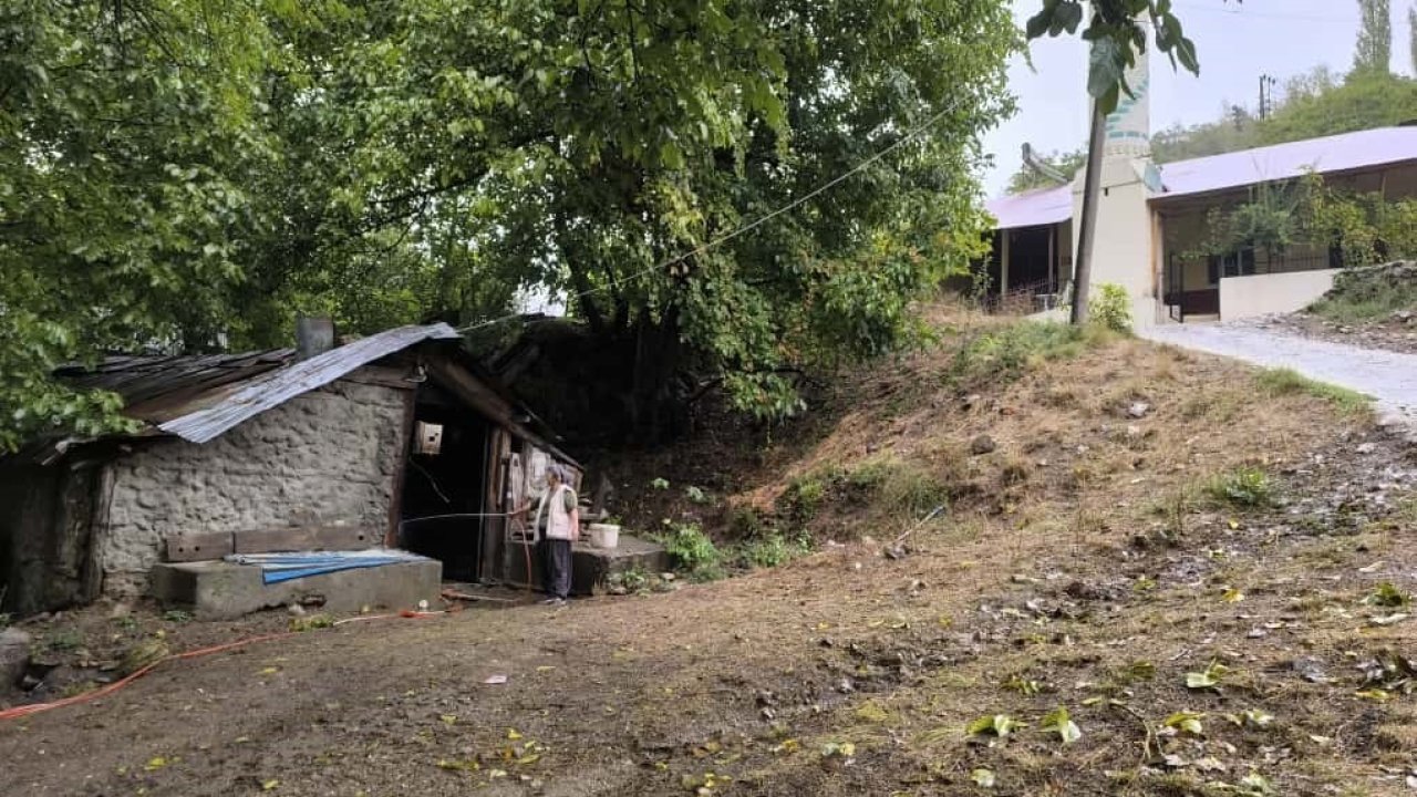 Tarihi değirmendeki yangını imam söndürdü
