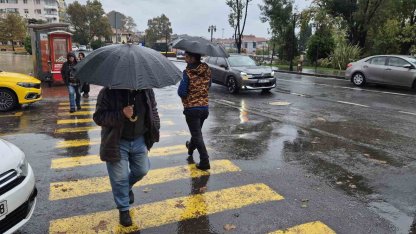 Tekirdağ’da sağanak yağış yüzleri güldürdü