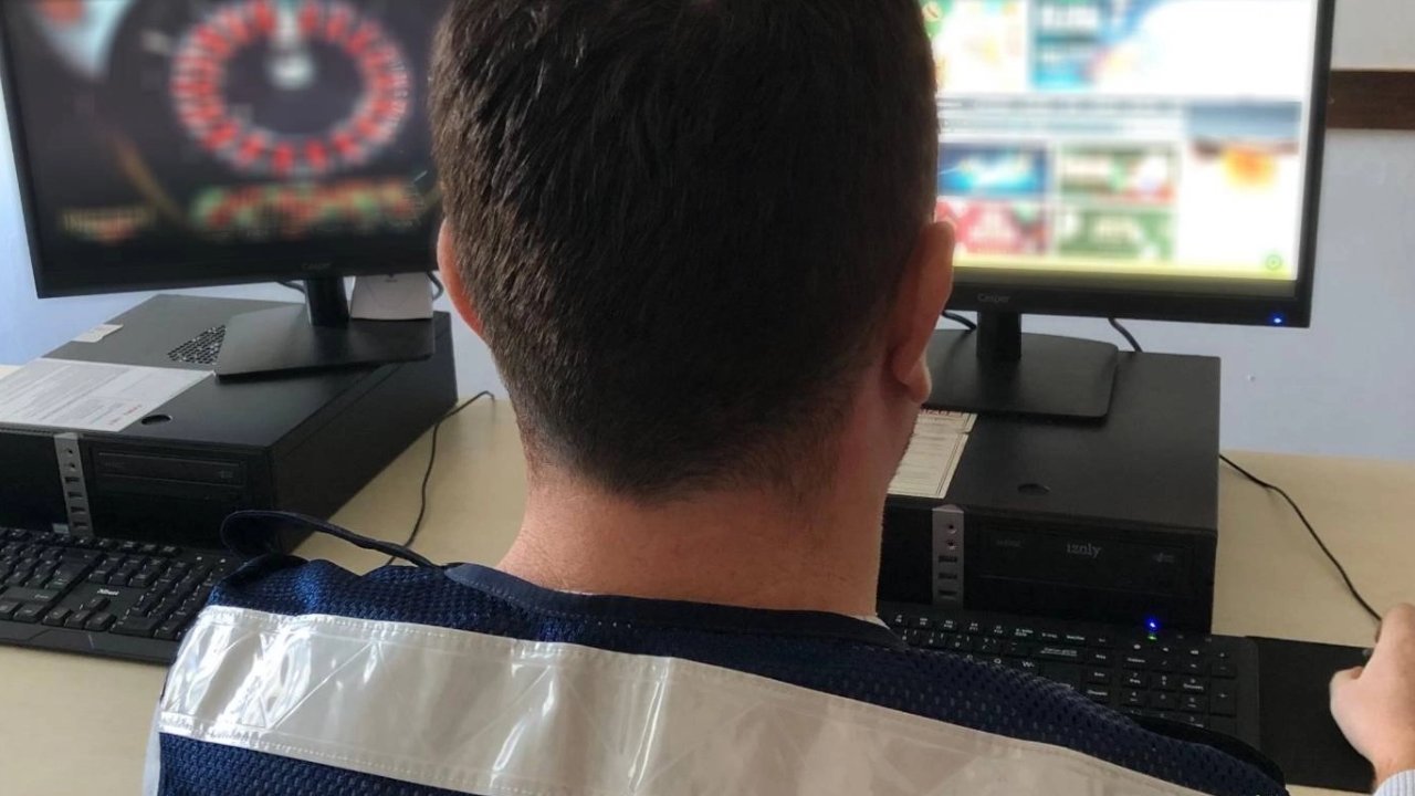 Ticaret'ten yasa dışı bahis reklamlarına sert müdahale