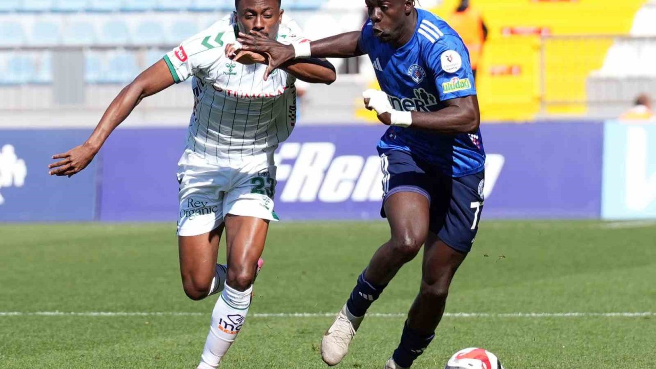 Trendyol Süper Lig: Kasımpaşa: 0 - Konyaspor: 0 (Maç devam ediyor)