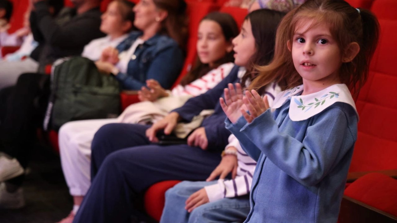 Türk dünyasının masalları minik kalplere dokundu