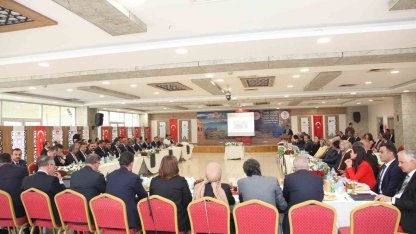 Van Gölü’nden yaklaşık 2 milyon metreküp bir dip çamuru çıkarıldı