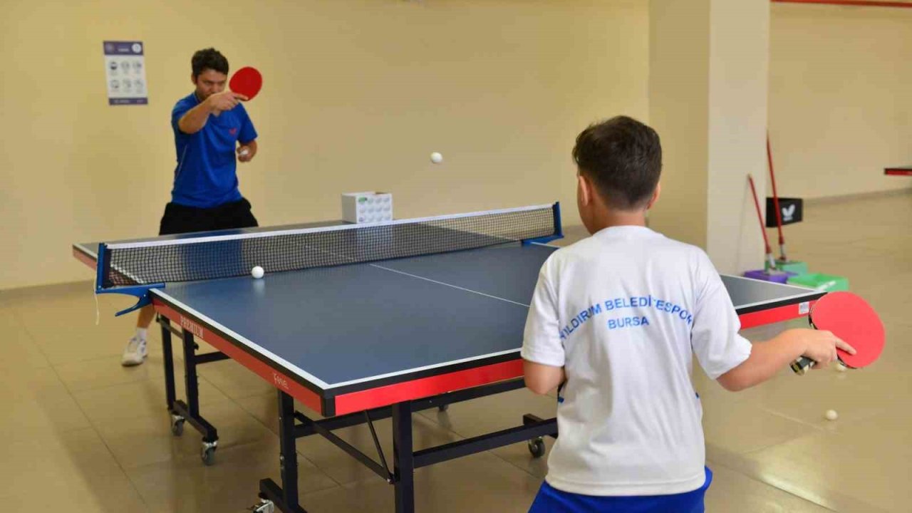 Yıldırımlı çocuklara yaz-kış spor imkanı