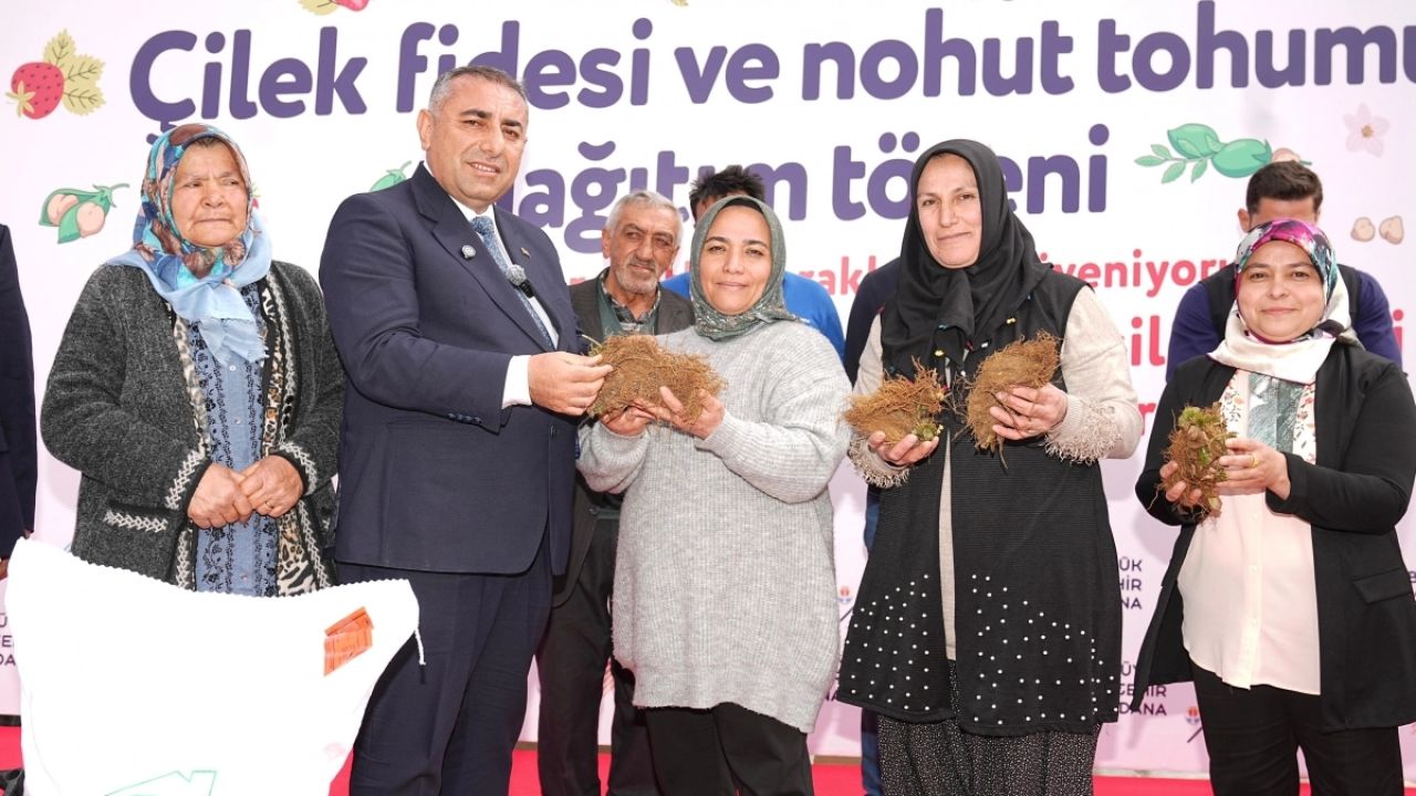 Adanalı üreticiye Büyükşehir'den tam destek