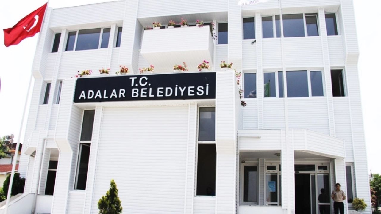 Adalar Belediyesi’ne operasyon! Rüşvet ve imardan Başkan ve 41 kişi gözaltında