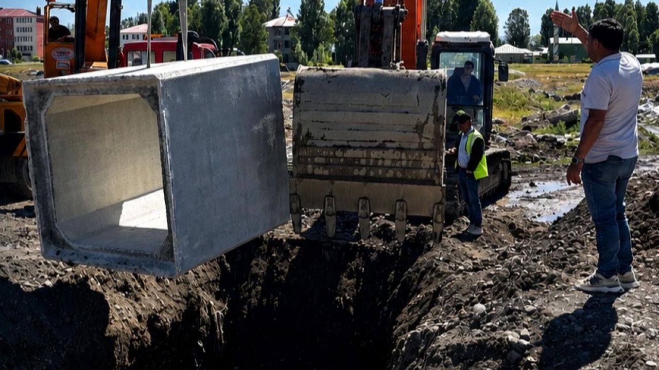 Ağrı Fatih Mahallesi'nde sel riskine kalıcı çözüm