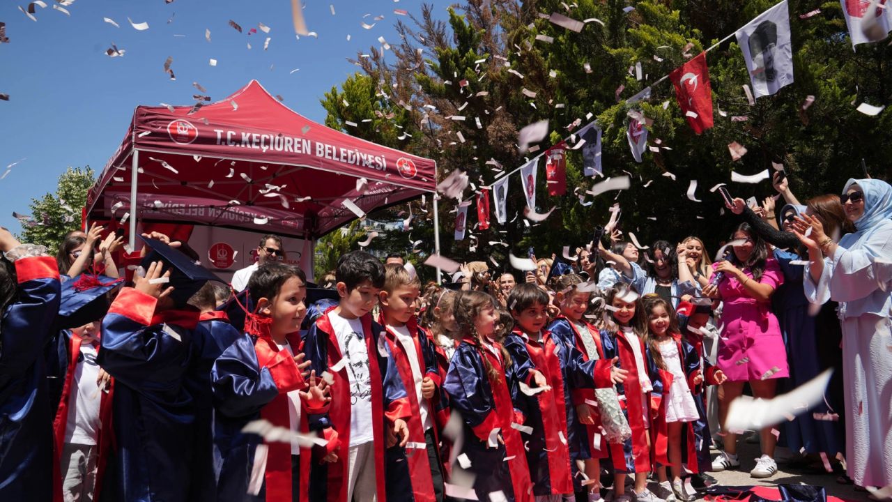 Ankara Keçiören’in minikleri ilk mezuniyet heyecanını yaşadı
