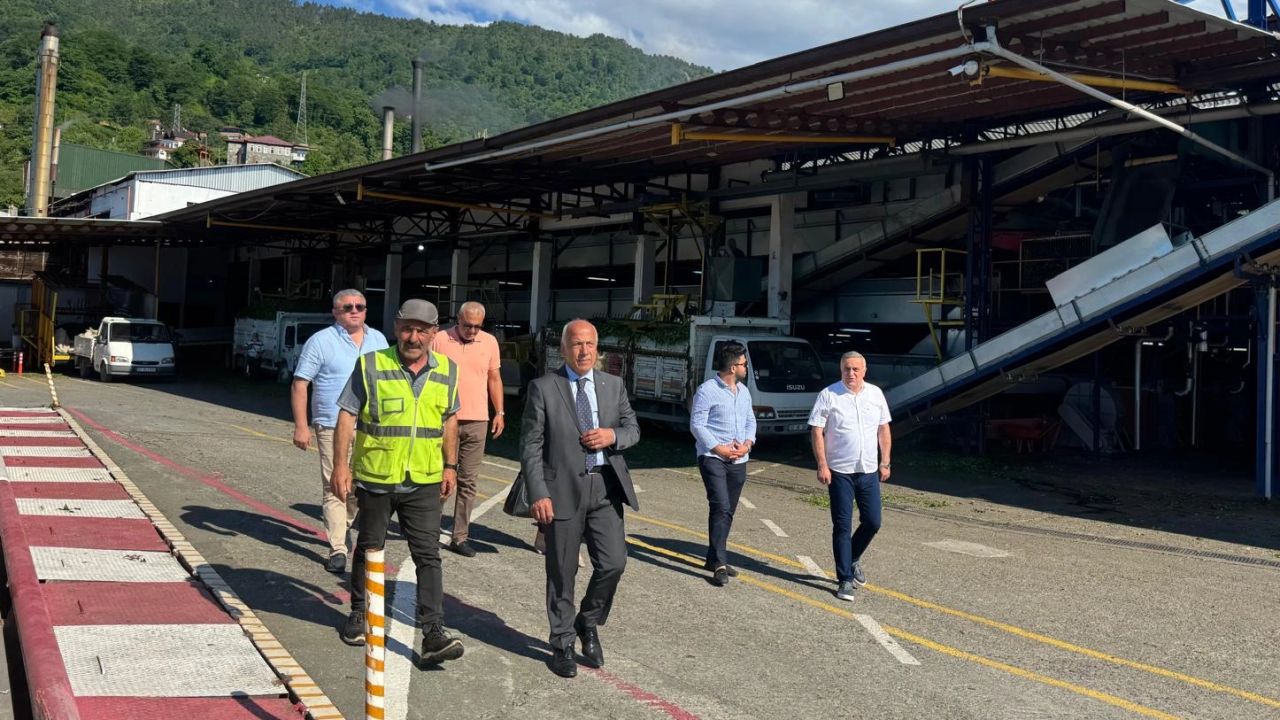 Artvin Ticaret Borsası'ndan çay fabrikası ziyareti