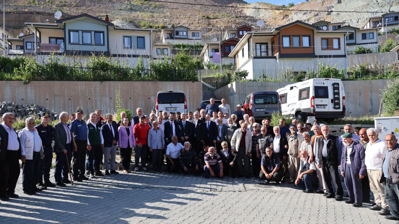 Artvin Valisi Ergün, Yusufeli'yi ziyaret etti