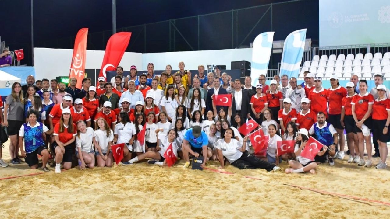 Balıkesir'de plaj voleybolu etabı tamamlandı