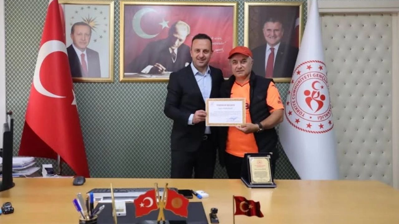 Başarılı antrenör Külünk’e Artvin üzülüyor, Sinop seviniyor