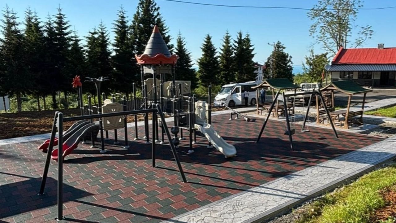 Beşikdüzü'ne 4 park ve spor alanı