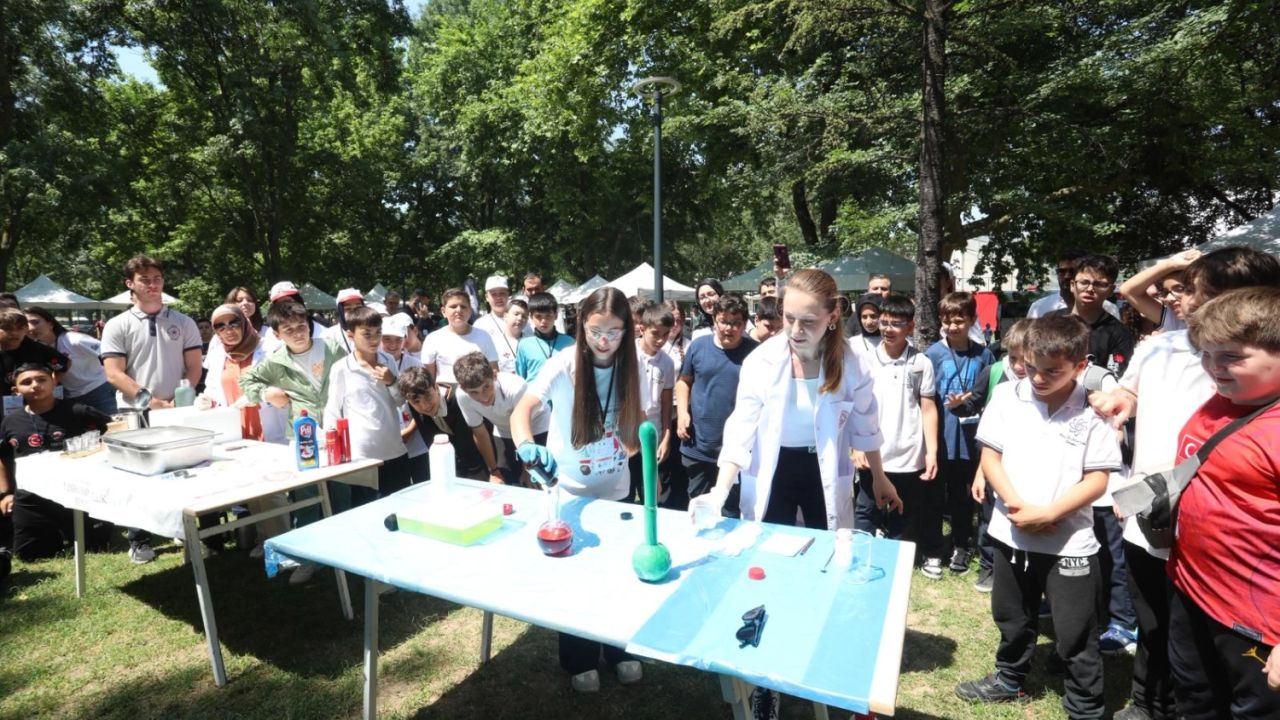 Bursa İnegöl’de Tübitak 4006-C Bilim Festivali coşkusu