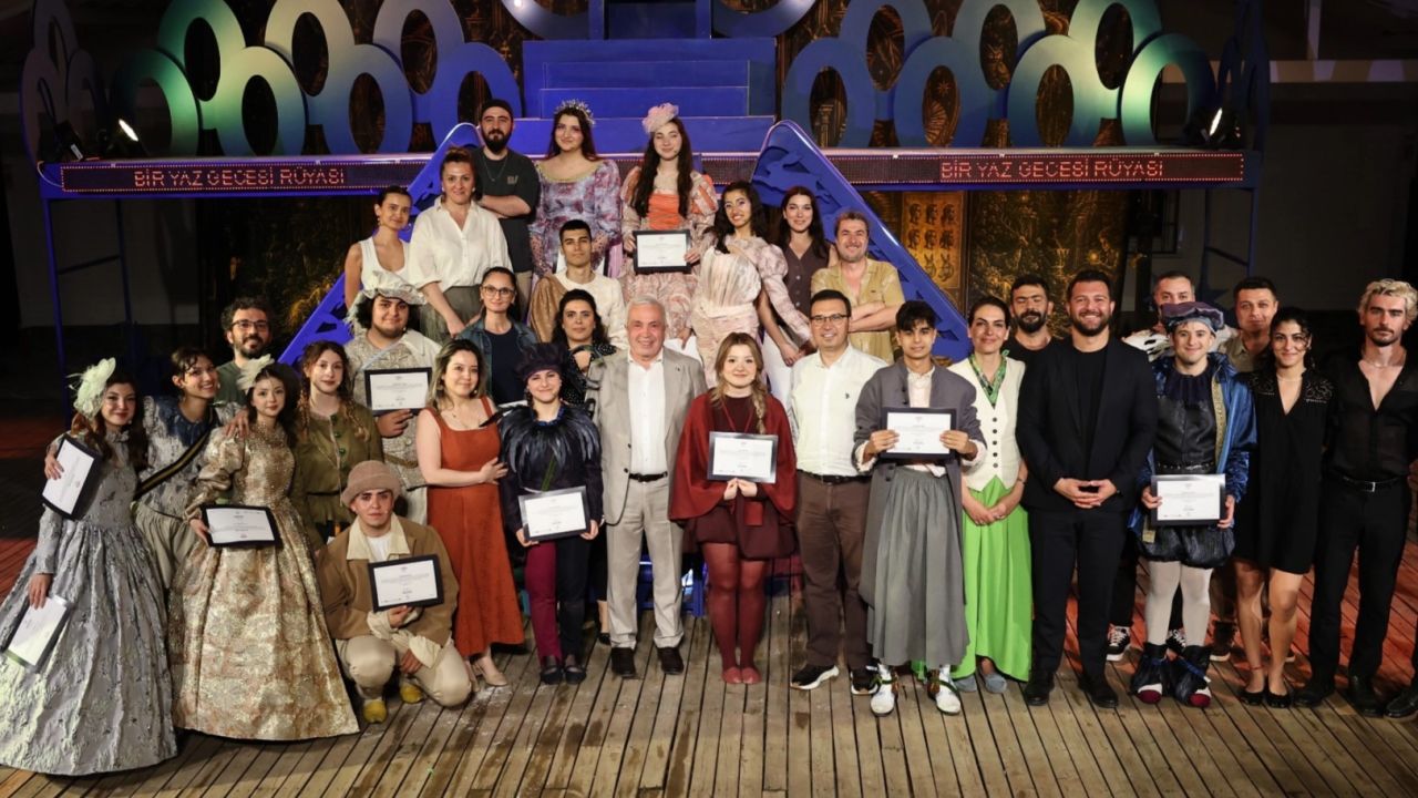 Bursa Nilüfer'de Genç NKT’den muhteşem performans