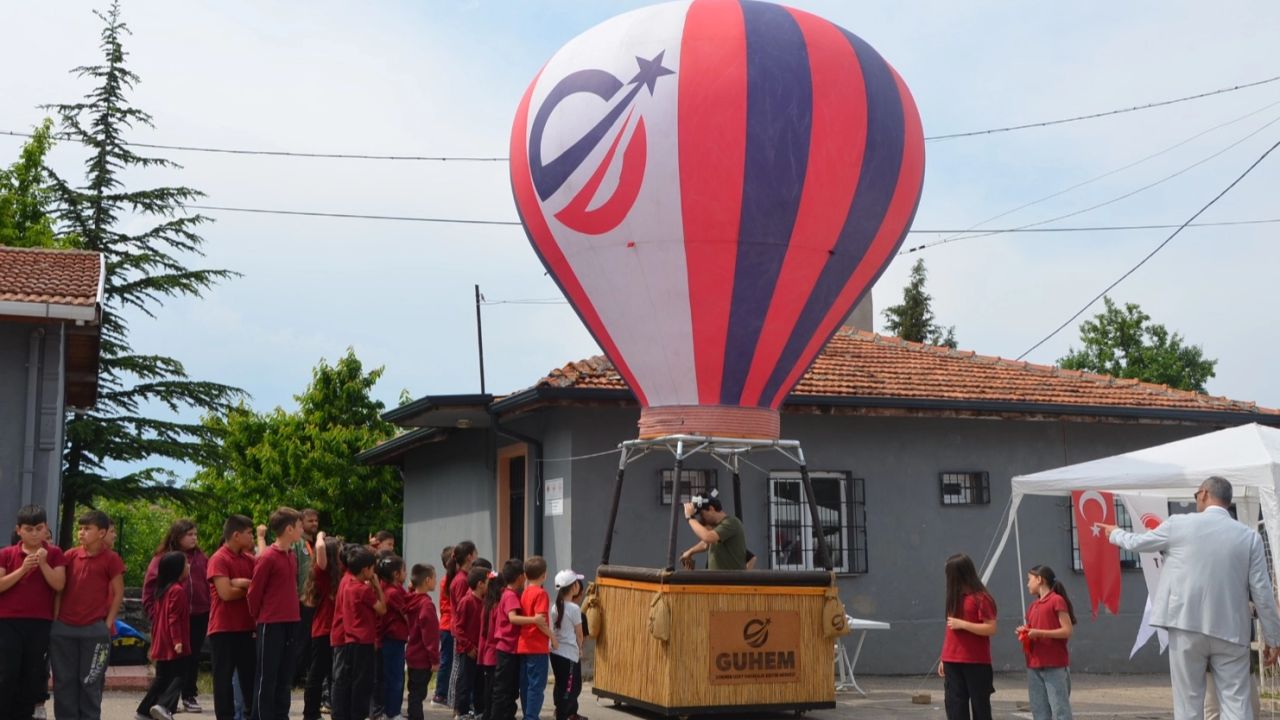 Bursa'da “Bilim Köyümde” projesi Keles’te şölene dönüştü