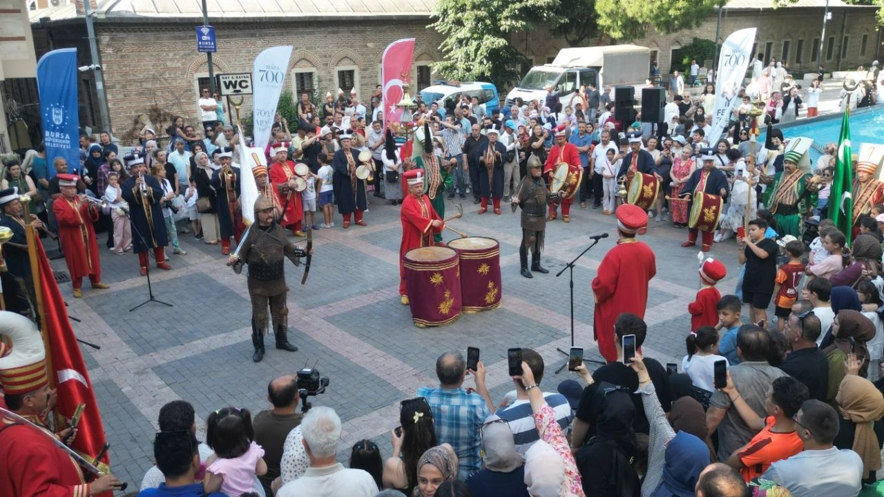 Bursa'da fetih ruhu mehter marşlarıyla yaşatıldı