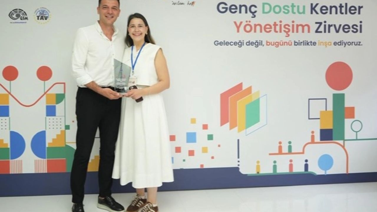 Denizli Büyükşehir Belediyesi’ne genç dostu kent ödülü