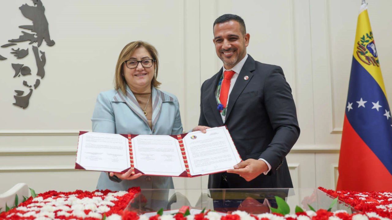 Gaziantep'ten Venezuela'ya yardım çağrısı... Başkan Şahin bir aylık maaşını bağışladı