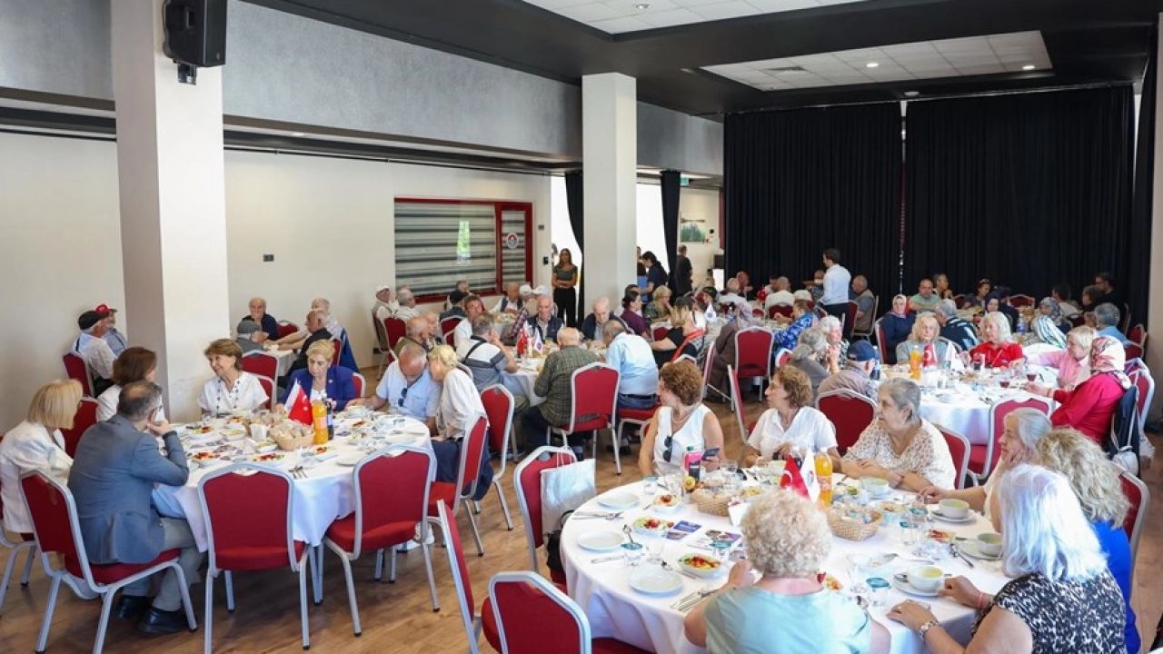 İstanbul Maltepe’de huzurevi sakinleriyle buluşma