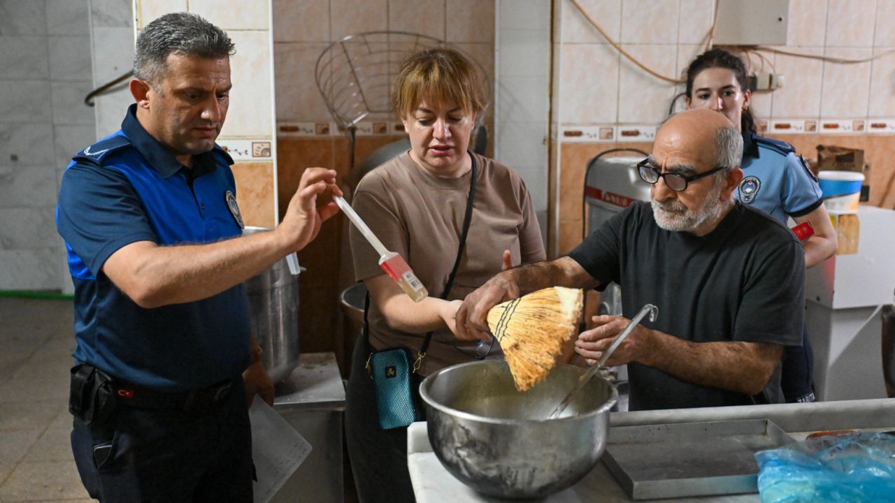 İzmir Bornova’da fırınlara denetim