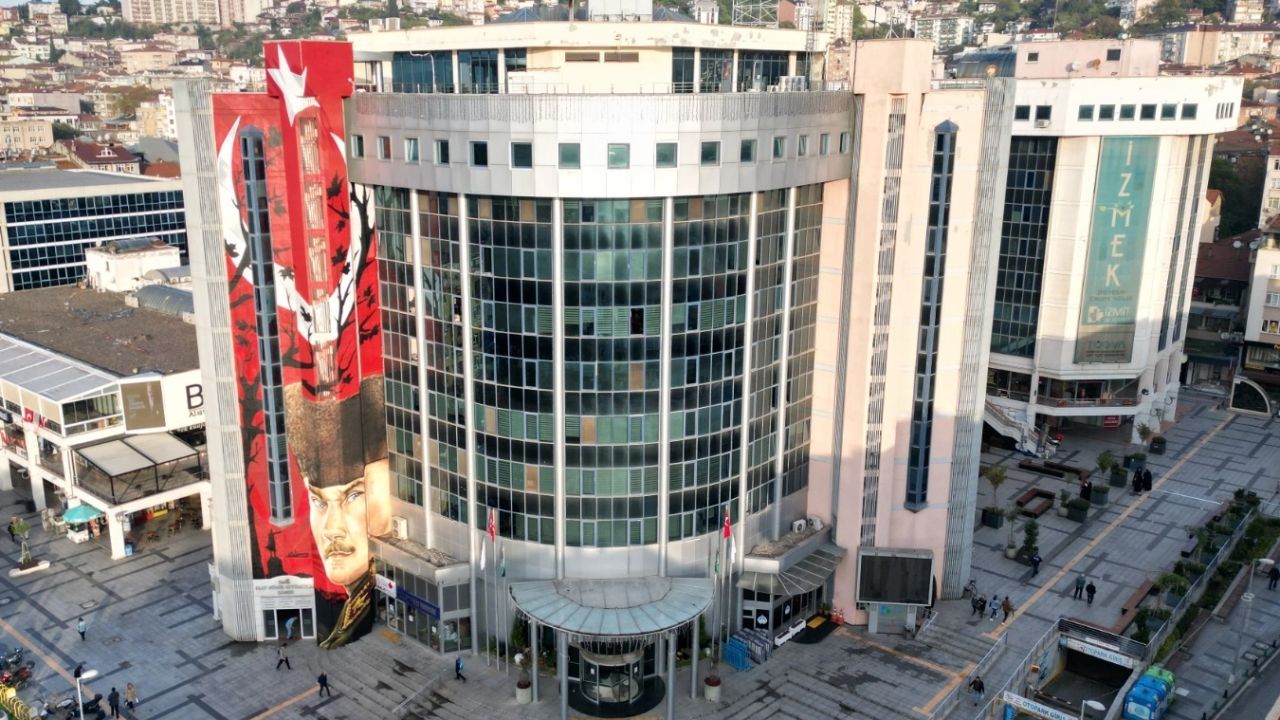 İzmit Belediyesi Türk Dili ve Edebiyatı ile Coğrafya öğretmenleri istihdam edecek