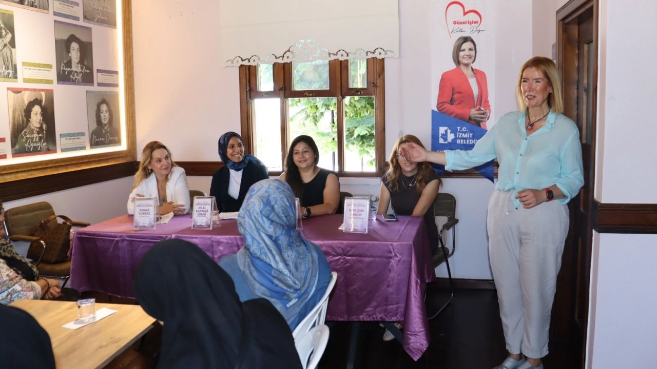 İzmit'te kadın kadına konak buluşmaları