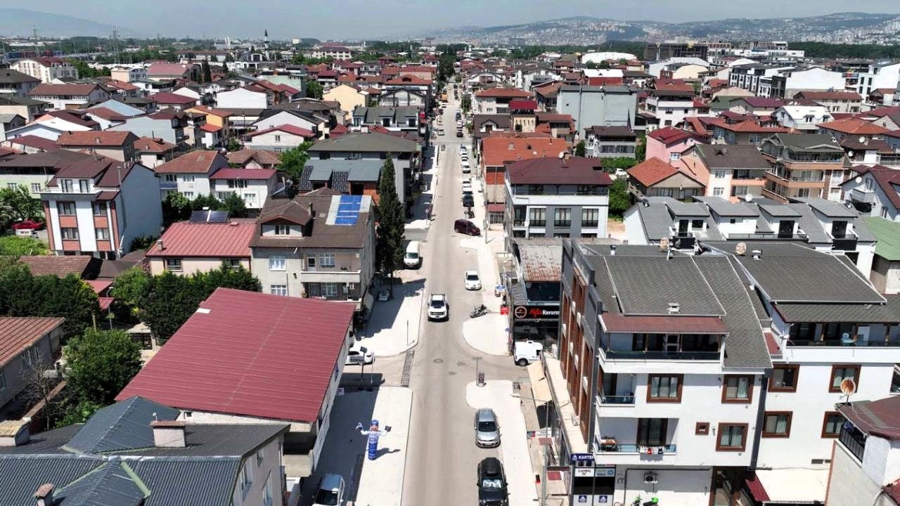 Kartepe’de 3 mahallenin yolları yenileniyor