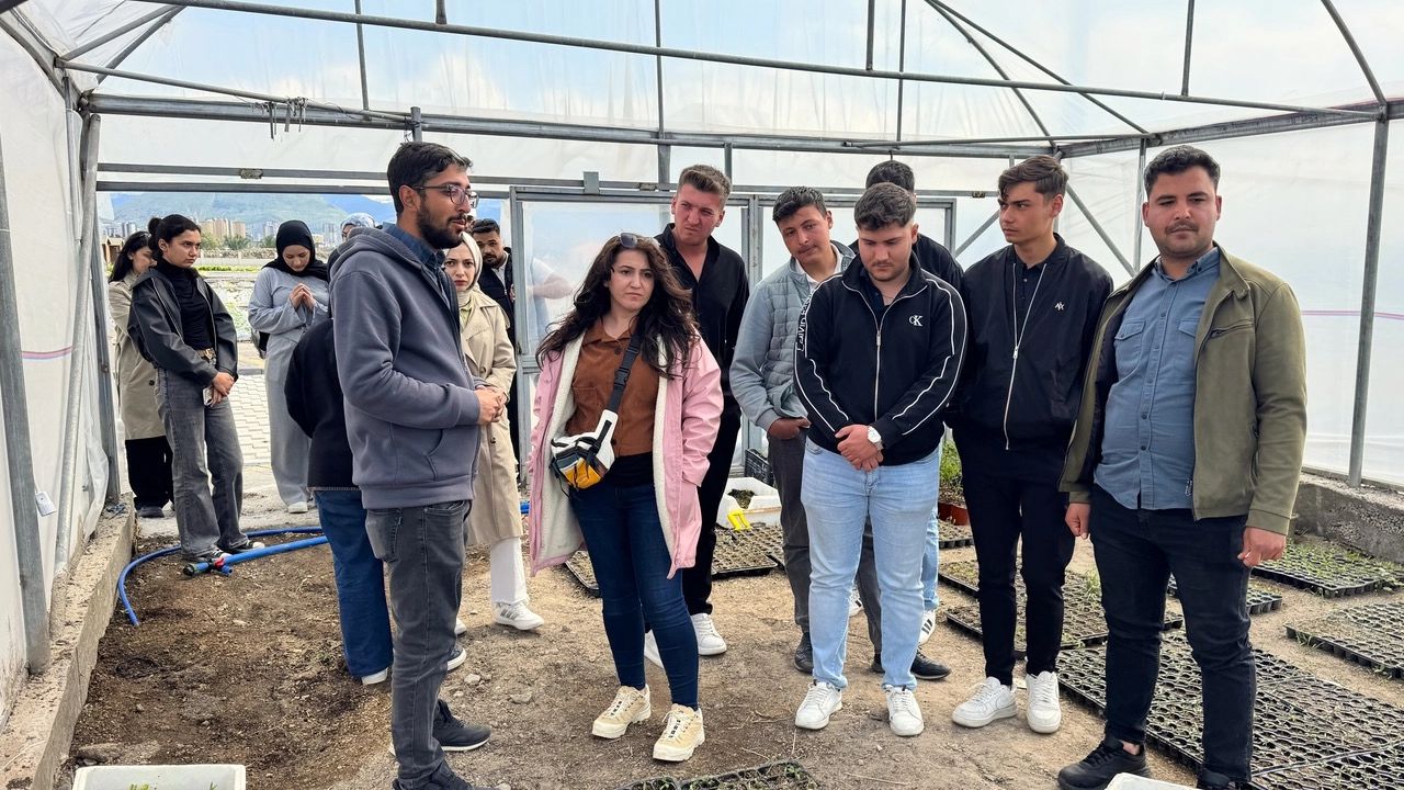 Kayseri'de üniversite öğrencilerine tarım eğitimi