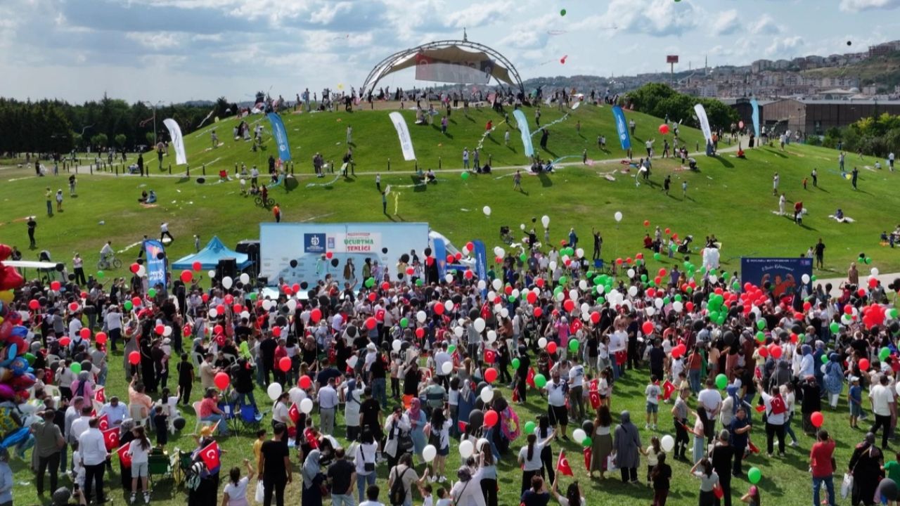 Kocaeli’de Babalar Günü Uçurtma Şenliği