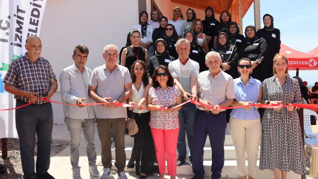 Kocaeli'de İZMEK kursiyerlerinden el emeği sergi