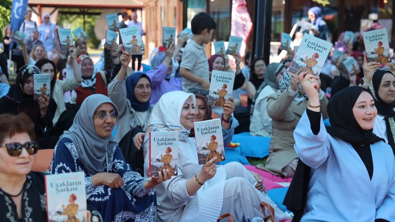 Kocaeli’de Okuyan Şehir Kulübü kitapseverleri buluşturdu