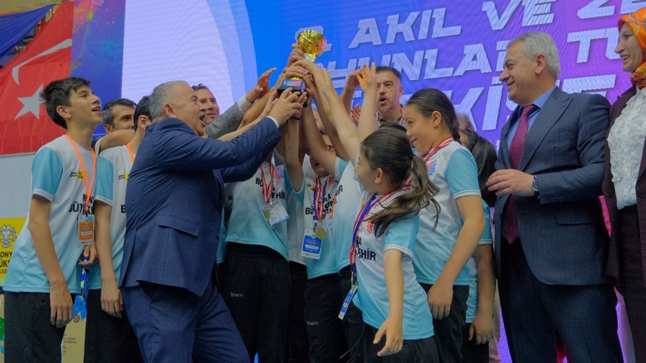 Konya Akıl ve Zekâ oyunlarında üst üste 3. kez Türkiye şampiyonu