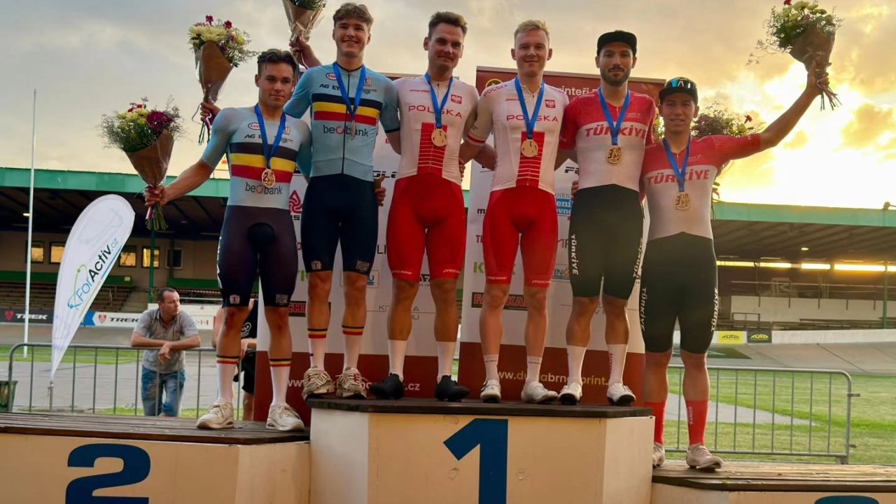Konya Büyükşehirli pedallar madalyaları topladı