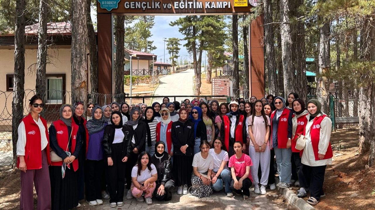 Konya Karatay'da gençlere dopdolu yaz programı