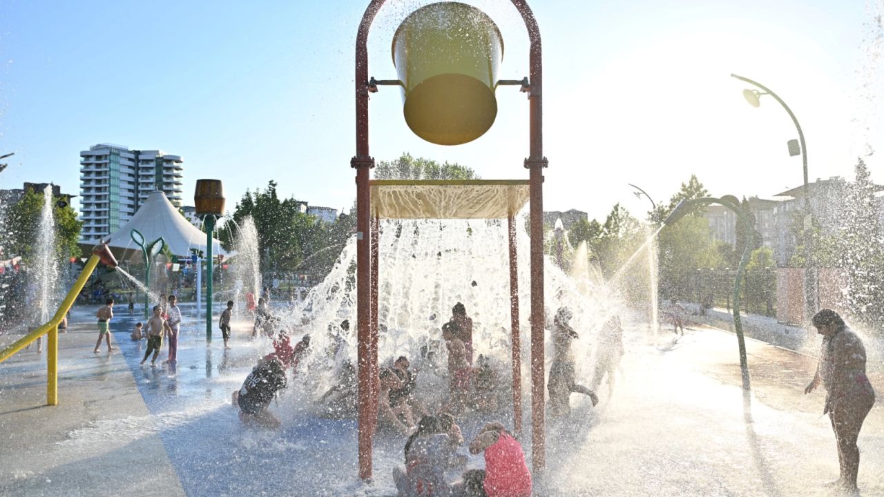 Manisa’da Fresh Park kapılarını açtı