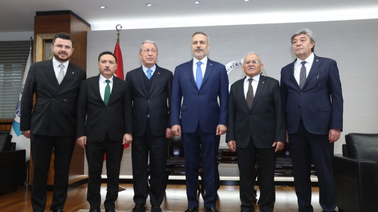 Memduh Büyükşehir Kayseri'nin çehresini değiştirdi