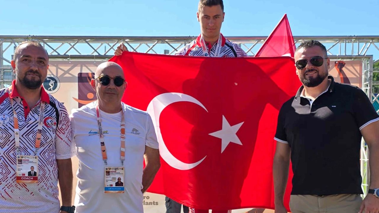 Muhammed Eren Uysal Dünya Şampiyonası’na damga vurdu... 6 altın, 2 dünya rekoru