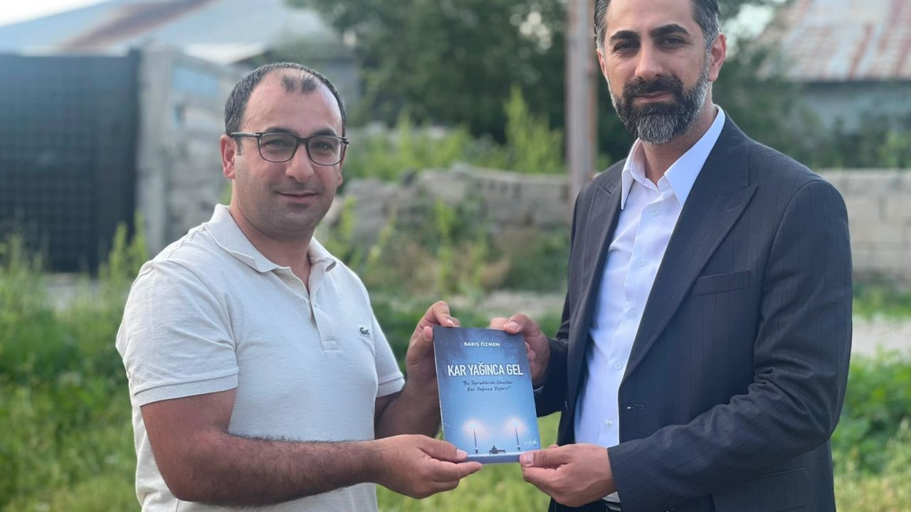 Ömer Tahtalı’dan Barış Özmen’in şiir kitabına destek