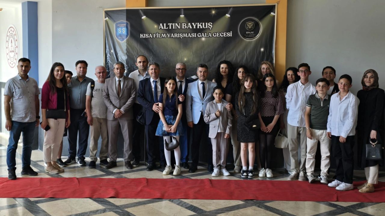 Osmangazi’de 2. Altın Baykuş Kısa Film Yarışması’nda ödüller sahiplerini buldu