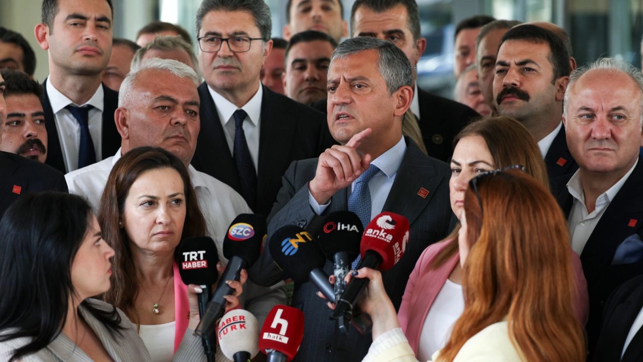 Özgür Özel’den 'butlan' tepkisi: "Tedbir kararı kurultayı engellemez"