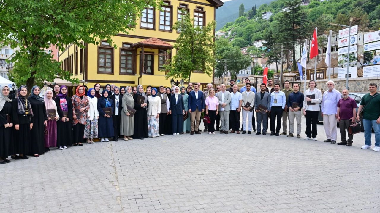 Yıldırım’da düşünen ve üreten gençler yetişiyor