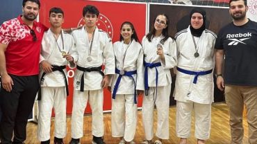 Ağrılı judoculardan yarı final başarısı