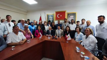 AK Parti'ye katılan Başkan Özcan: Geçişimizin bedeli Keşan'a hizmet olsun