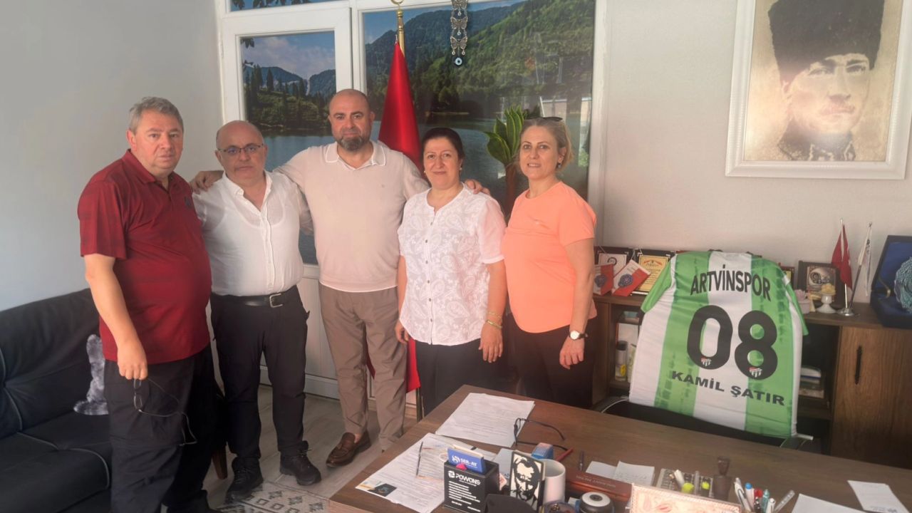 Artvinspor’dan Şatır ailesine ziyaret