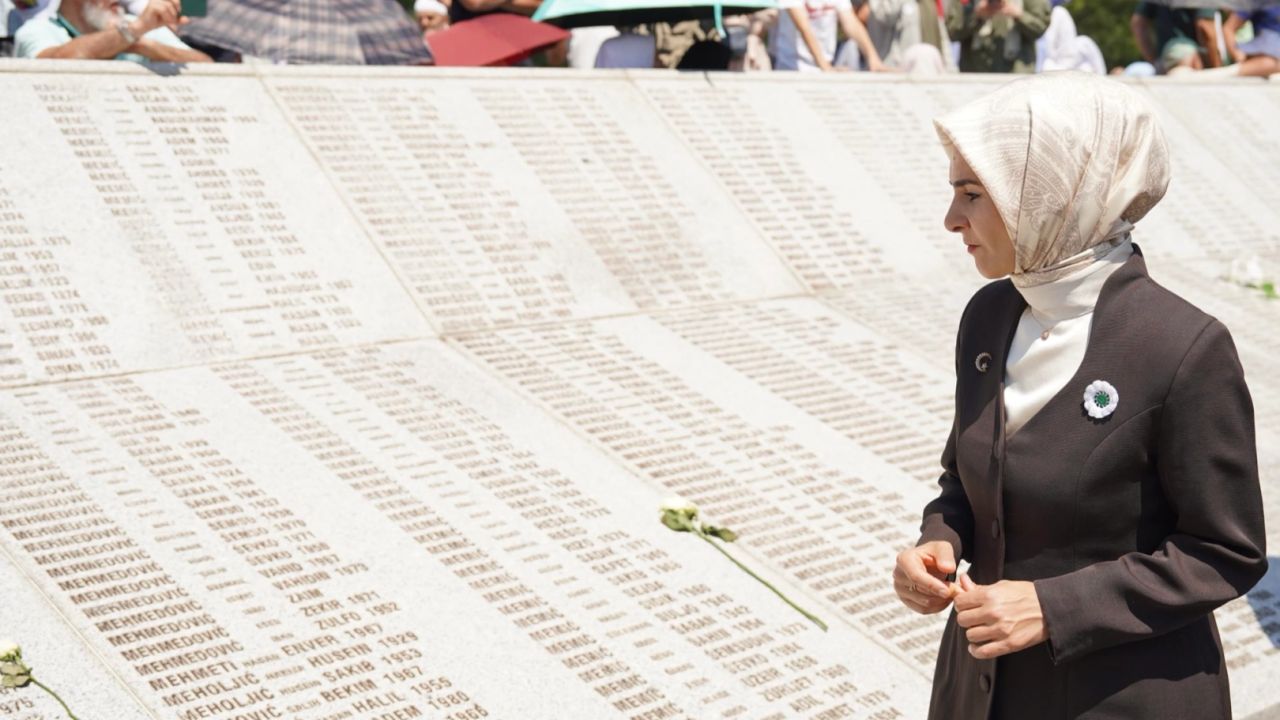 Bakan Göktaş: Srebrenitsa Soykırımı'nı unutturmayacağız