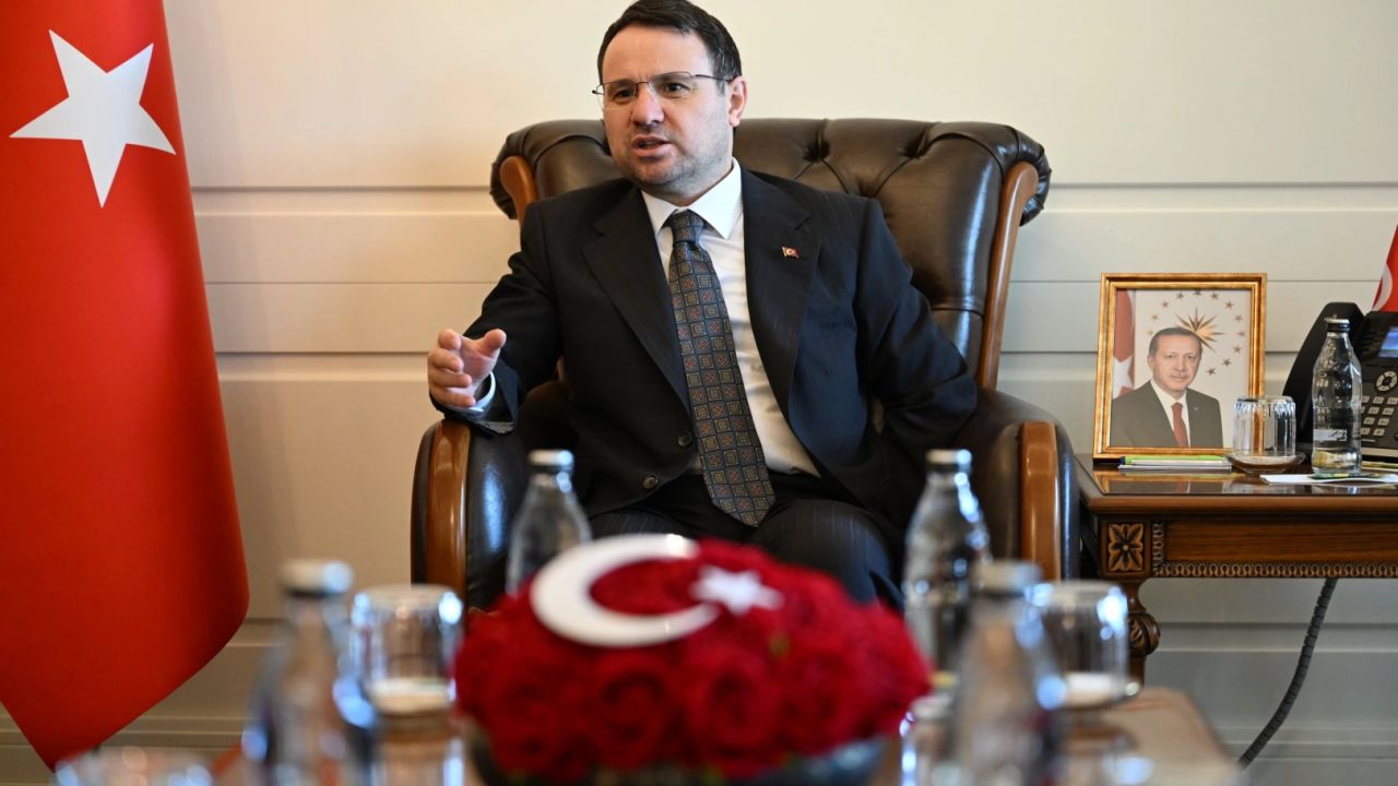 Bakan Gürlek: FETÖ ile mücadelemiz kararlılıkla sürüyor