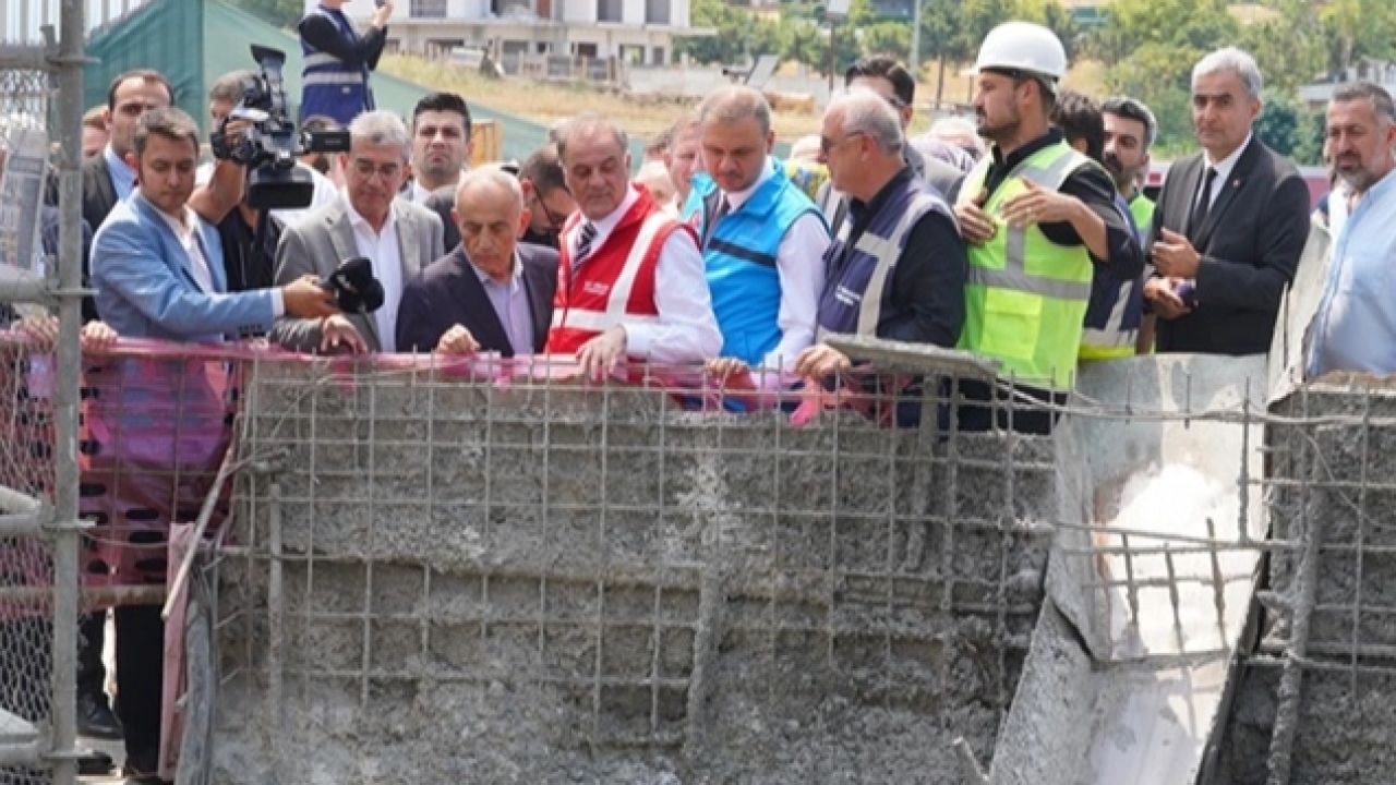 Beylikdüzü'nde Gürpınar Yağmur Suyu Tüneli için temel