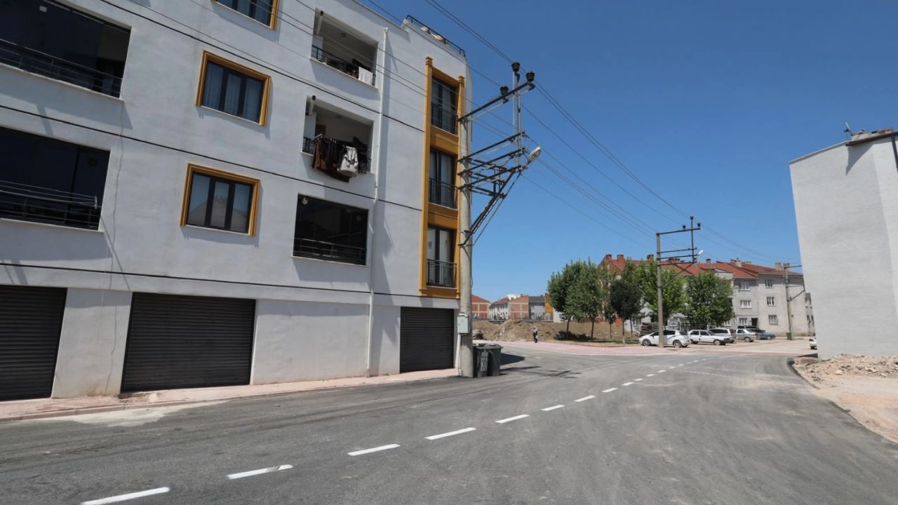 Bursa İnegöl'de asfalt ve otopark çalışmalarına yerinde inceleme