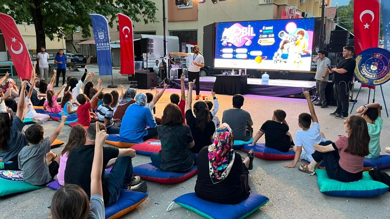 Bursa Orhaneli'de MobilFest ile bilim dolu gece