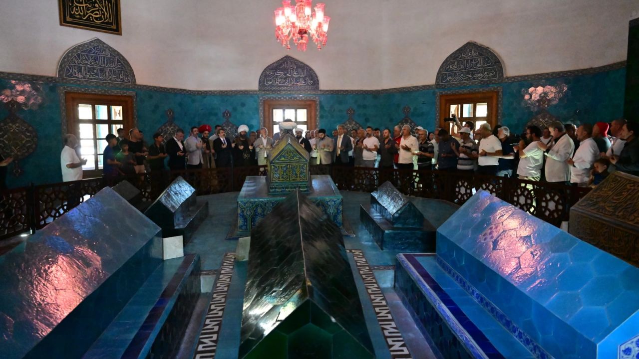 Bursa Yıldırım'da Sultan Çelebi Mehmed dualarla anıldı